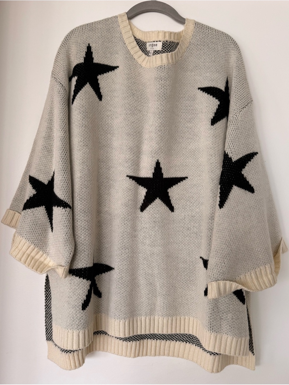 Umgee Cream and Black Star-Print Oversized Crewneck Sweater